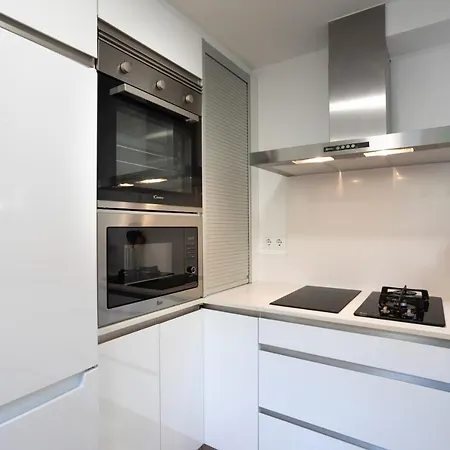 Bonita Con Jardin Privado Y Piscina Comunitaria Hébergement de vacances Calella De Palafrugell