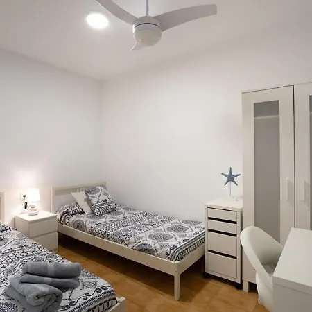 Bonita Con Jardin Privado Y Piscina Comunitaria Calella De Palafrugell